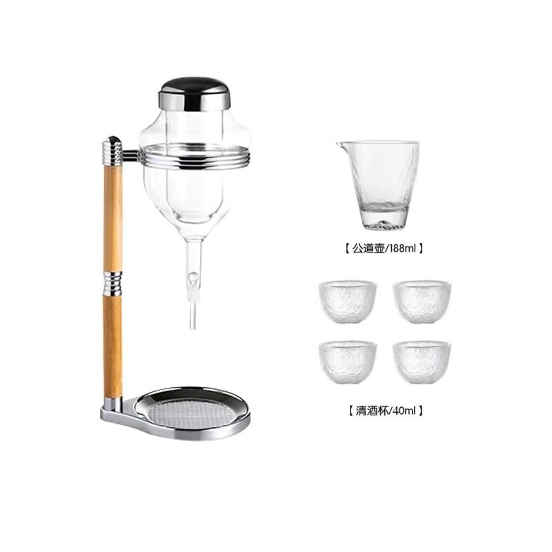 银色清酒器