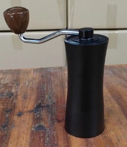 手摇磨豆机 锥形黑身银柄